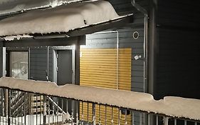 Talo saunalla ja sähköauton oma Type2 latauspiste